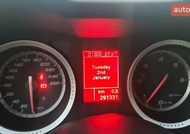 Альфа Ромео 159, об'ємом двигуна 1.9 л та пробігом 291 тис. км за 6900 $, фото 4 на Automoto.ua