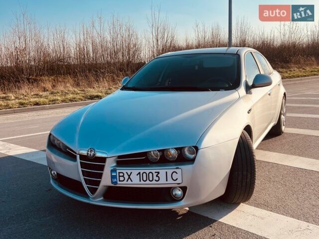 Серый Альфа Ромео 159, объемом двигателя 1.86 л и пробегом 333 тыс. км за 4800 $, фото 2 на Automoto.ua