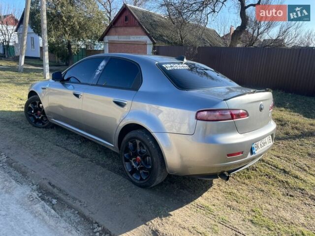 Сірий Альфа Ромео 159, об'ємом двигуна 1.91 л та пробігом 300 тис. км за 4999 $, фото 14 на Automoto.ua