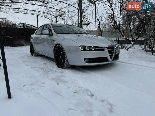 Серый Альфа Ромео 159, объемом двигателя 1.9 л и пробегом 322 тыс. км за 6300 $, фото 1 на Automoto.ua