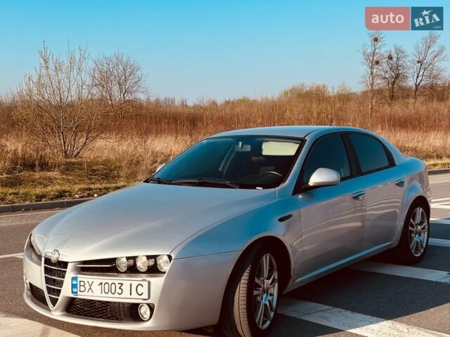 Серый Альфа Ромео 159, объемом двигателя 1.86 л и пробегом 333 тыс. км за 4800 $, фото 3 на Automoto.ua