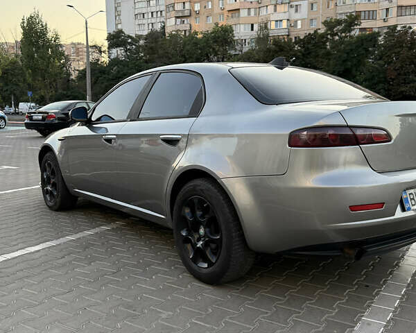 Сірий Альфа Ромео 159, об'ємом двигуна 1.91 л та пробігом 297 тис. км за 5899 $, фото 6 на Automoto.ua