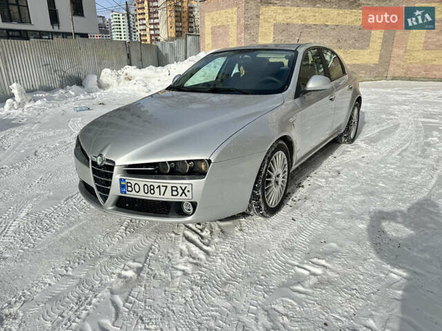 Серый Альфа Ромео 159, объемом двигателя 1.91 л и пробегом 310 тыс. км за 3999 $, фото 1 на Automoto.ua