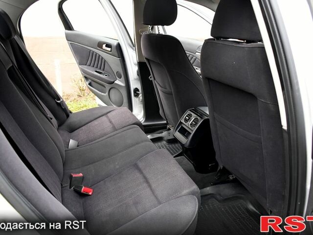 Сірий Альфа Ромео 159, об'ємом двигуна 1.9 л та пробігом 310 тис. км за 5000 $, фото 7 на Automoto.ua