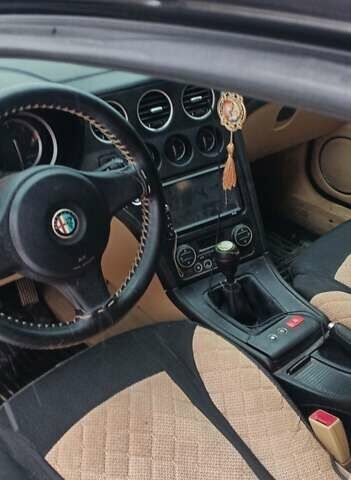 Сірий Альфа Ромео 159, об'ємом двигуна 1.9 л та пробігом 320 тис. км за 5100 $, фото 6 на Automoto.ua