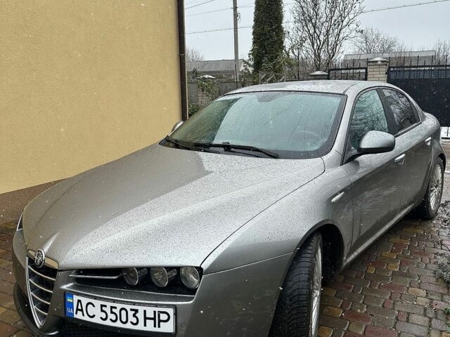 Сірий Альфа Ромео 159, об'ємом двигуна 1.86 л та пробігом 201 тис. км за 4900 $, фото 2 на Automoto.ua
