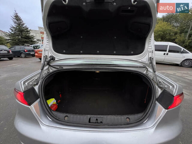 Серый Альфа Ромео 159, объемом двигателя 1.9 л и пробегом 235 тыс. км за 6200 $, фото 11 на Automoto.ua