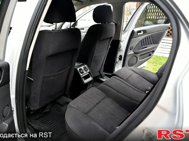 Сірий Альфа Ромео 159, об'ємом двигуна 1.9 л та пробігом 310 тис. км за 5000 $, фото 12 на Automoto.ua