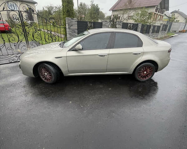 Серый Альфа Ромео 159, объемом двигателя 2.2 л и пробегом 260 тыс. км за 5500 $, фото 12 на Automoto.ua
