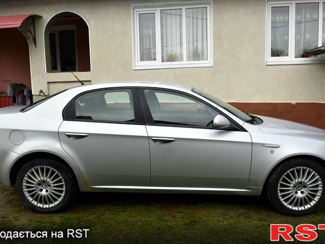 Сірий Альфа Ромео 159, об'ємом двигуна 1.9 л та пробігом 310 тис. км за 5000 $, фото 13 на Automoto.ua