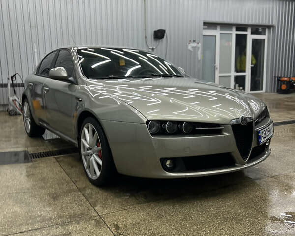 Альфа Ромео 159 2006 в Липовце на Automoto.ua Серый Альфа Ромео 159, объемом двигателя 1.9 л и пробегом 320 тыс. км за 6900 $, фото 2 на Automoto.ua