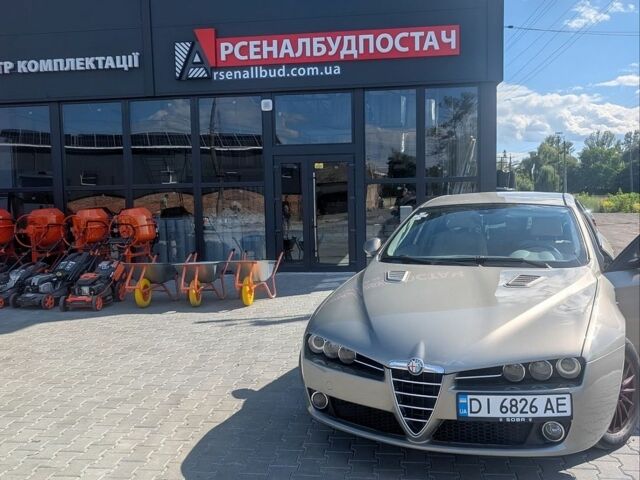 Серый Альфа Ромео 159, объемом двигателя 2.2 л и пробегом 271 тыс. км за 5700 $, фото 17 на Automoto.ua