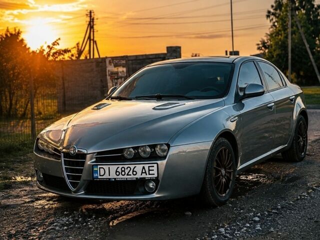 Серый Альфа Ромео 159, объемом двигателя 2.2 л и пробегом 271 тыс. км за 5900 $, фото 13 на Automoto.ua