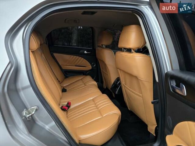 Сірий Альфа Ромео 159, об'ємом двигуна 1.9 л та пробігом 330 тис. км за 4499 $, фото 23 на Automoto.ua