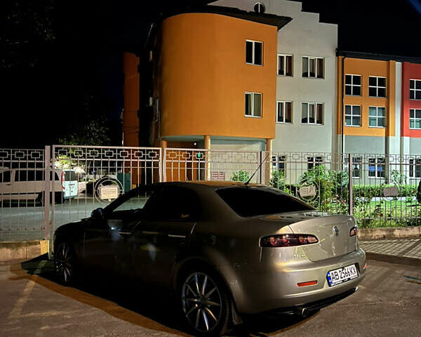 Альфа Ромео 159 2006 в Липовце на Automoto.ua Серый Альфа Ромео 159, объемом двигателя 1.9 л и пробегом 320 тыс. км за 6900 $, фото 4 на Automoto.ua