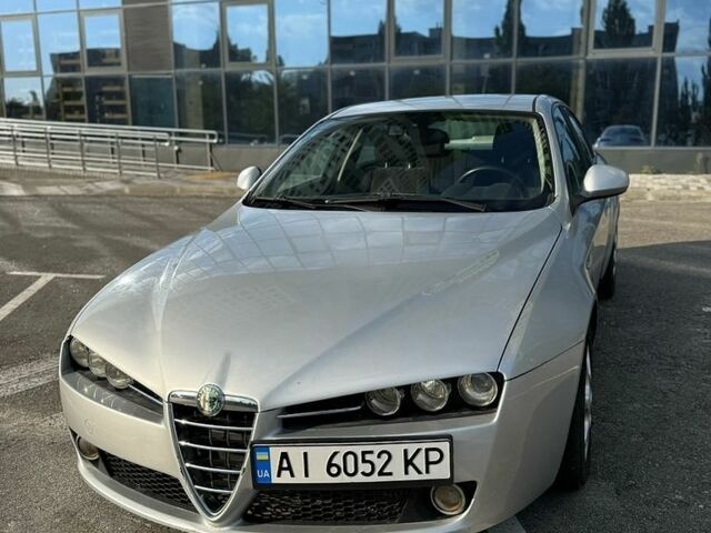 Сірий Альфа Ромео 159, об'ємом двигуна 1.9 л та пробігом 320 тис. км за 4500 $, фото 8 на Automoto.ua