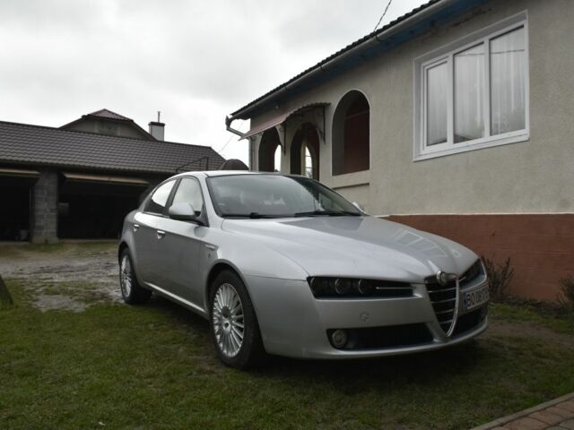 Сірий Альфа Ромео 159, об'ємом двигуна 1.9 л та пробігом 310 тис. км за 5000 $, фото 10 на Automoto.ua