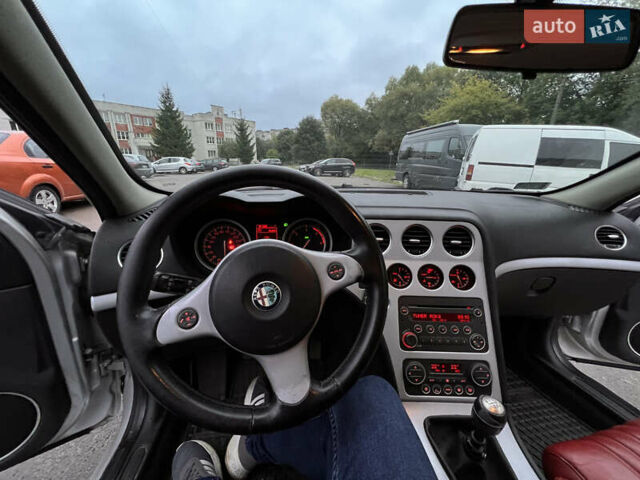 Серый Альфа Ромео 159, объемом двигателя 1.9 л и пробегом 235 тыс. км за 6200 $, фото 6 на Automoto.ua