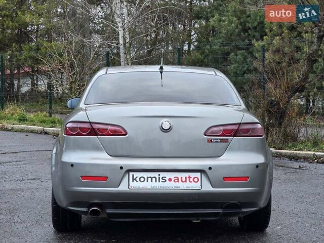 Сірий Альфа Ромео 159, об'ємом двигуна 1.9 л та пробігом 330 тис. км за 4499 $, фото 11 на Automoto.ua