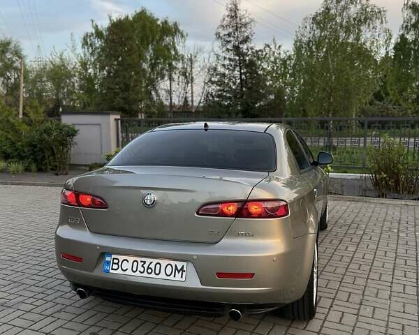 Серый Альфа Ромео 159, объемом двигателя 2.4 л и пробегом 89 тыс. км за 7800 $, фото 7 на Automoto.ua