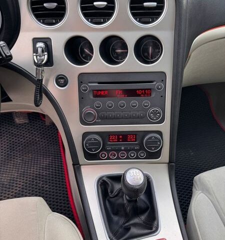 Сірий Альфа Ромео 159, об'ємом двигуна 1.91 л та пробігом 340 тис. км за 4999 $, фото 13 на Automoto.ua