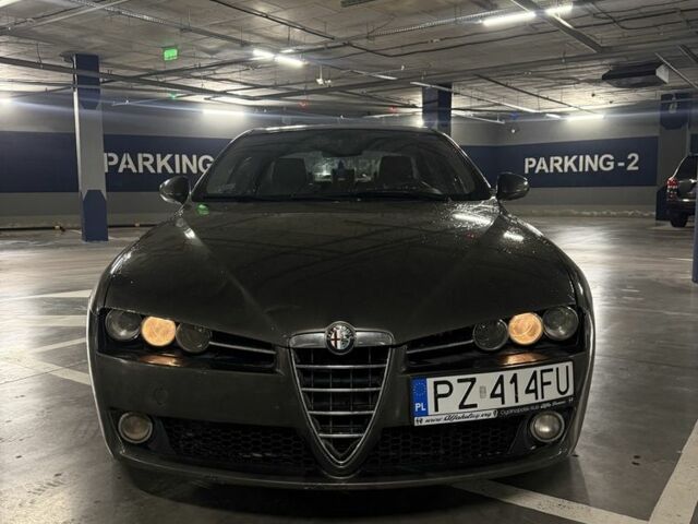 Серый Альфа Ромео 159, объемом двигателя 1.9 л и пробегом 200 тыс. км за 3000 $, фото 2 на Automoto.ua