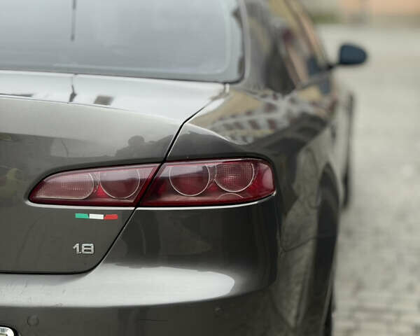 Серый Альфа Ромео 159, объемом двигателя 1.8 л и пробегом 290 тыс. км за 4800 $, фото 10 на Automoto.ua