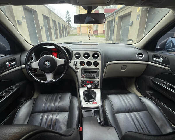 Серый Альфа Ромео 159, объемом двигателя 1.8 л и пробегом 290 тыс. км за 4800 $, фото 22 на Automoto.ua