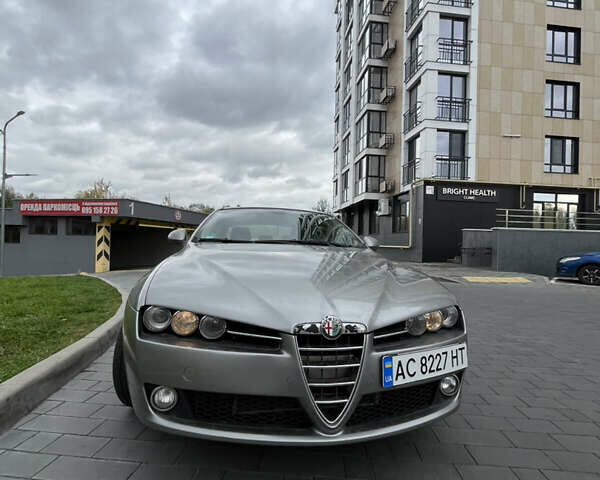 Сірий Альфа Ромео 159, об'ємом двигуна 2.2 л та пробігом 230 тис. км за 6500 $, фото 1 на Automoto.ua