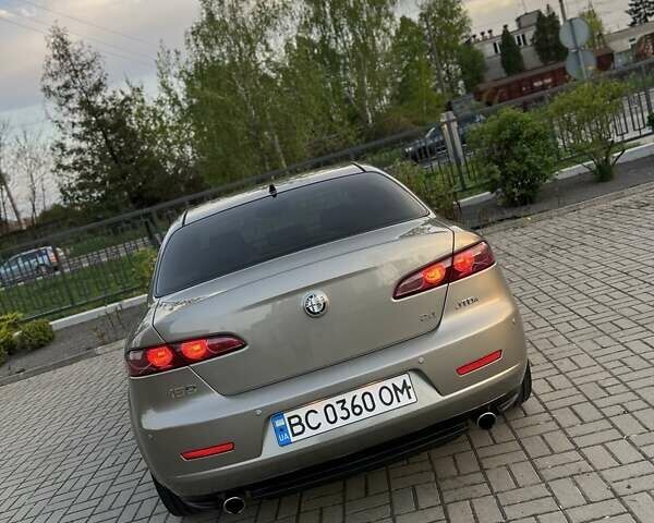 Серый Альфа Ромео 159, объемом двигателя 2.4 л и пробегом 89 тыс. км за 7800 $, фото 6 на Automoto.ua