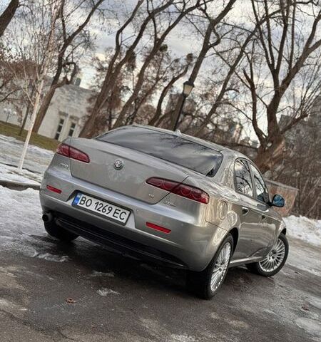 Сірий Альфа Ромео 159, об'ємом двигуна 1.91 л та пробігом 340 тис. км за 4999 $, фото 10 на Automoto.ua