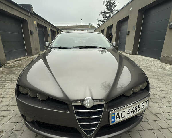 Серый Альфа Ромео 159, объемом двигателя 1.8 л и пробегом 290 тыс. км за 4800 $, фото 14 на Automoto.ua