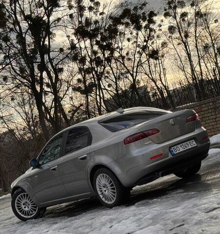 Сірий Альфа Ромео 159, об'ємом двигуна 1.91 л та пробігом 340 тис. км за 4999 $, фото 7 на Automoto.ua
