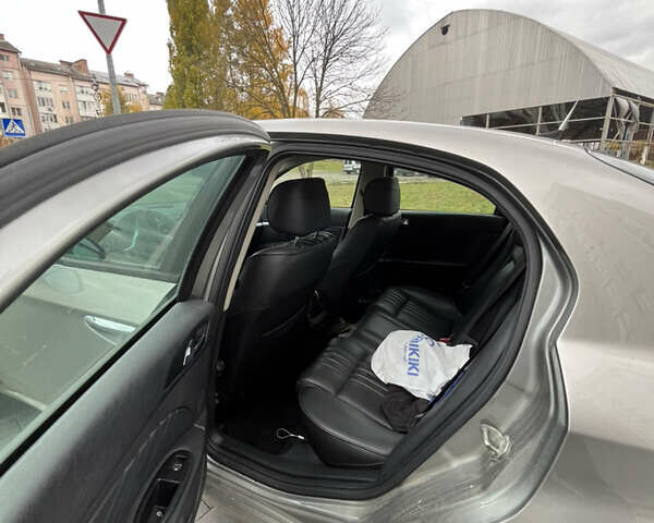 Сірий Альфа Ромео 159, об'ємом двигуна 2.2 л та пробігом 230 тис. км за 6500 $, фото 8 на Automoto.ua