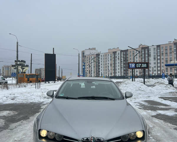 Сірий Альфа Ромео 159, об'ємом двигуна 2.2 л та пробігом 230 тис. км за 5300 $, фото 7 на Automoto.ua