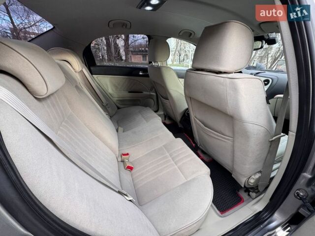 Сірий Альфа Ромео 159, об'ємом двигуна 1.91 л та пробігом 340 тис. км за 4999 $, фото 22 на Automoto.ua