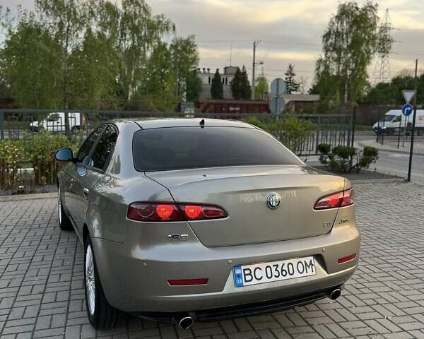 Серый Альфа Ромео 159, объемом двигателя 2.4 л и пробегом 89 тыс. км за 7800 $, фото 4 на Automoto.ua