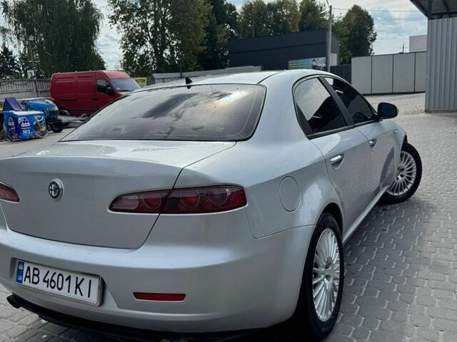 Серый Альфа Ромео 159, объемом двигателя 2.2 л и пробегом 250 тыс. км за 5700 $, фото 1 на Automoto.ua
