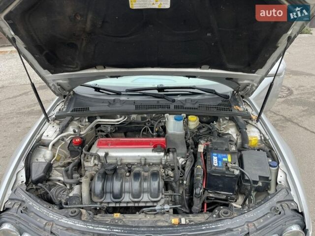 Серый Альфа Ромео 159, объемом двигателя 1.9 л и пробегом 295 тыс. км за 4700 $, фото 15 на Automoto.ua