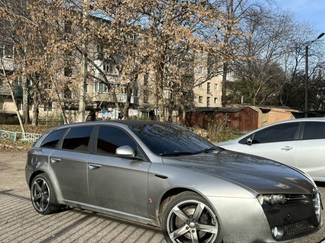 Серый Альфа Ромео 159, объемом двигателя 1.9 л и пробегом 330 тыс. км за 4800 $, фото 4 на Automoto.ua
