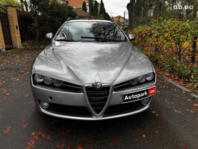 Серый Альфа Ромео 159, объемом двигателя 1.9 л и пробегом 304 тыс. км за 5590 $, фото 1 на Automoto.ua