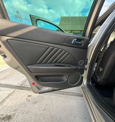 Сірий Альфа Ромео 159, об'ємом двигуна 2.4 л та пробігом 303 тис. км за 5900 $, фото 20 на Automoto.ua