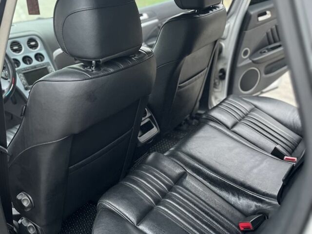 Серый Альфа Ромео 159, объемом двигателя 2.4 л и пробегом 252 тыс. км за 3500 $, фото 11 на Automoto.ua