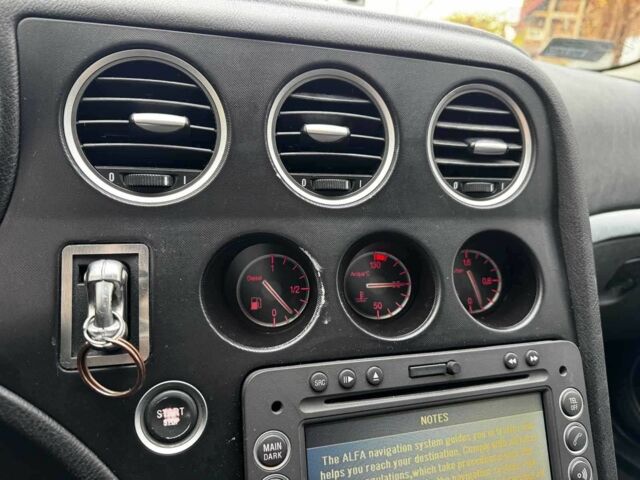 Серый Альфа Ромео 159, объемом двигателя 1.9 л и пробегом 304 тыс. км за 5590 $, фото 18 на Automoto.ua