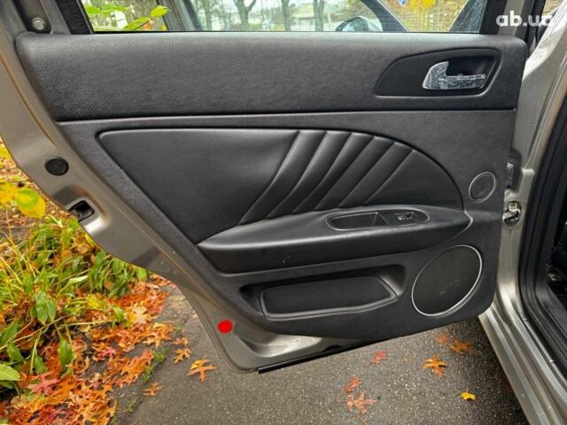 Серый Альфа Ромео 159, объемом двигателя 1.9 л и пробегом 304 тыс. км за 5590 $, фото 21 на Automoto.ua