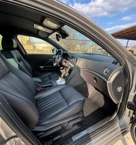 Сірий Альфа Ромео 159, об'ємом двигуна 2.4 л та пробігом 303 тис. км за 5900 $, фото 22 на Automoto.ua