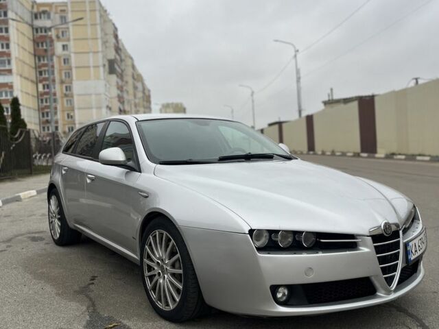 Серый Альфа Ромео 159, объемом двигателя 2.4 л и пробегом 252 тыс. км за 3500 $, фото 1 на Automoto.ua