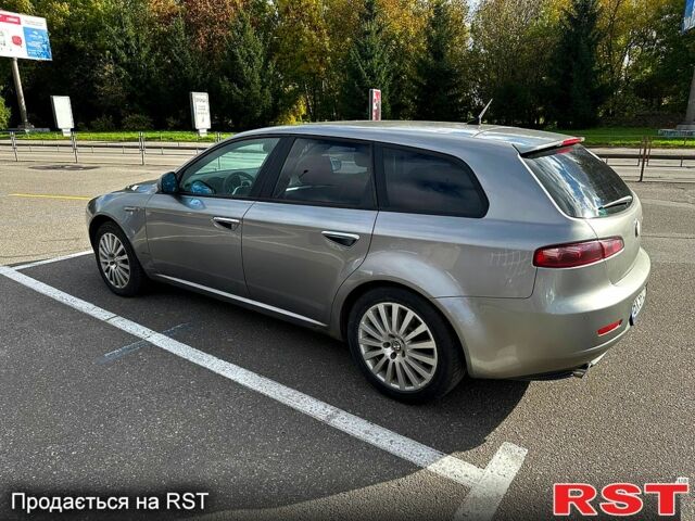 Сірий Альфа Ромео 159, об'ємом двигуна 2.4 л та пробігом 220 тис. км за 6500 $, фото 9 на Automoto.ua