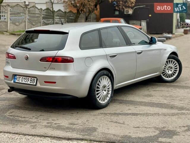 Серый Альфа Ромео 159, объемом двигателя 1.9 л и пробегом 295 тыс. км за 4700 $, фото 6 на Automoto.ua