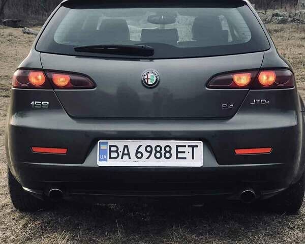 Серый Альфа Ромео 159, объемом двигателя 2.29 л и пробегом 300 тыс. км за 3500 $, фото 15 на Automoto.ua